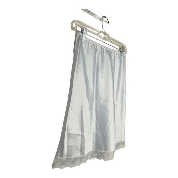 Vintage Body Chic Polyester Slip - Picture 2 of 6